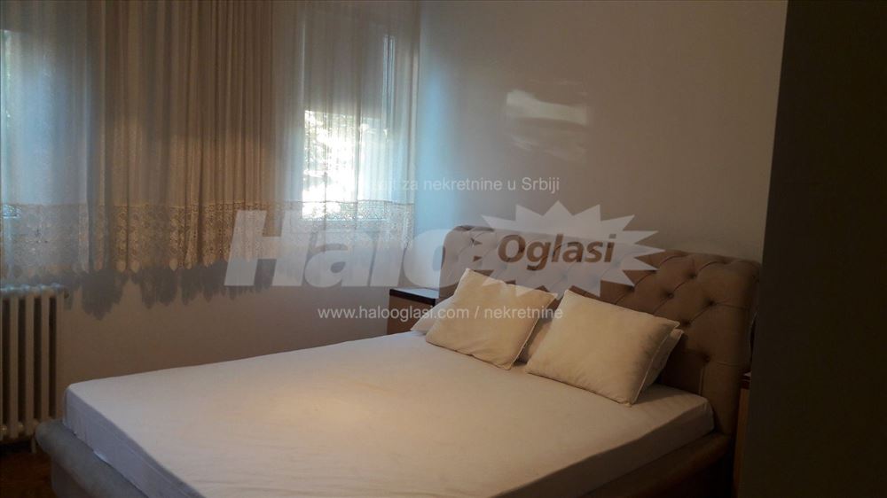 Lux stan 72m2 2.5 — 2
