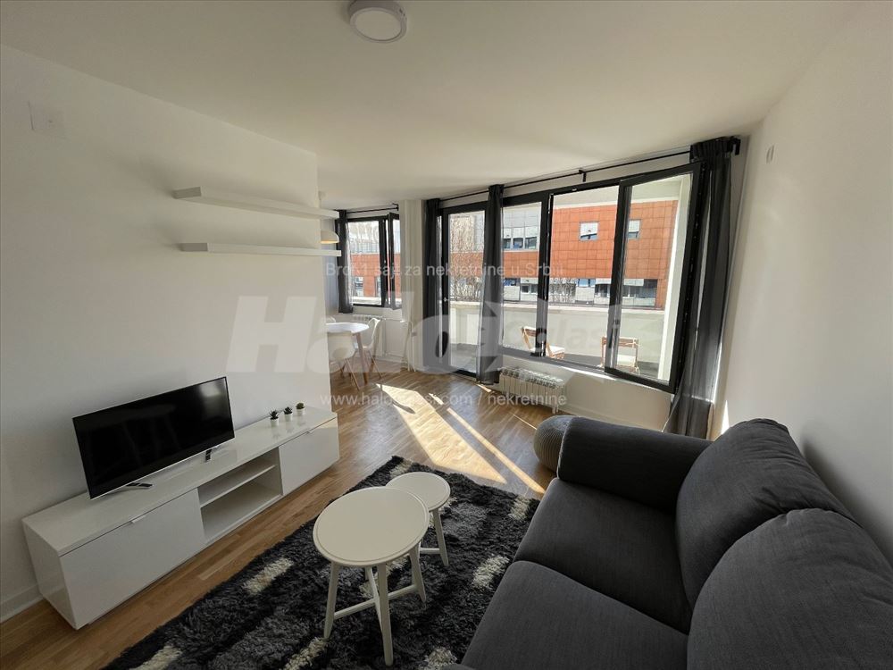 LUX stan, Blok 21, Bulevar Zorana Đinđića — 2