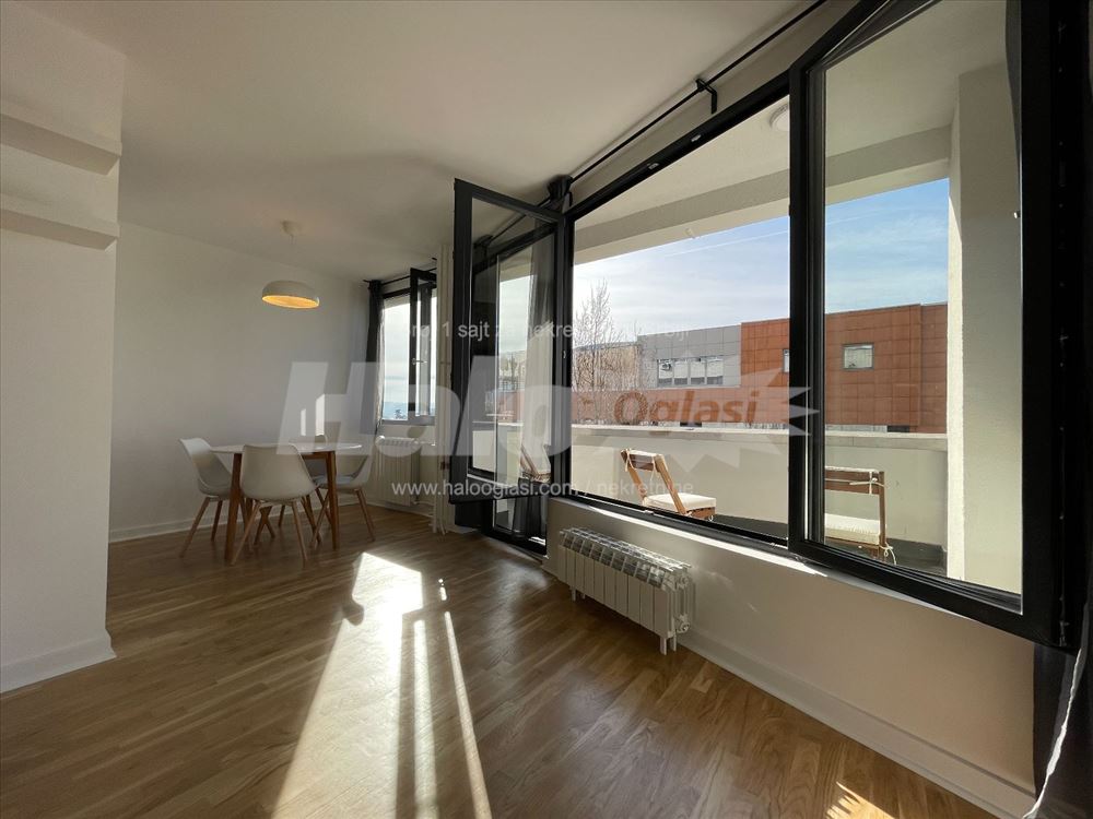 LUX stan, Blok 21, Bulevar Zorana Đinđića — 4