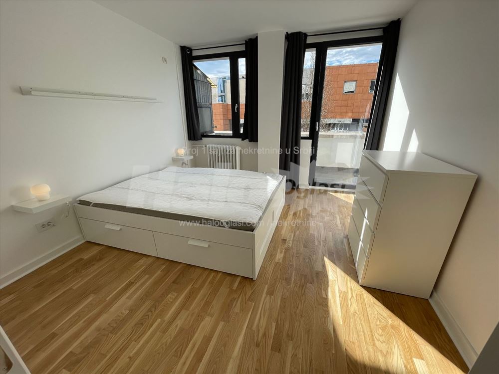 LUX stan, Blok 21, Bulevar Zorana Đinđića — 11