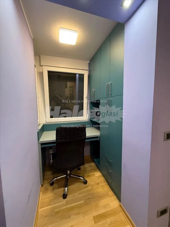 LUX stan Borča Centar 3 — 2