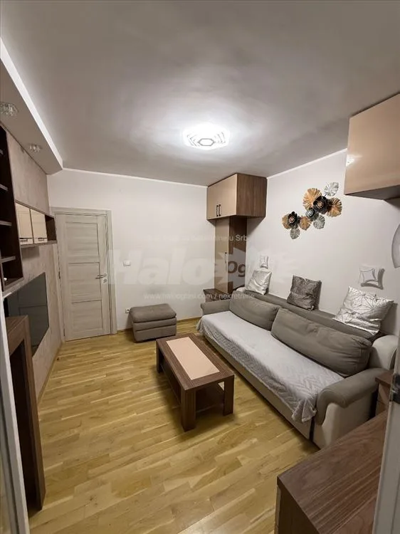 LUX stan Borča Centar 3 — 14