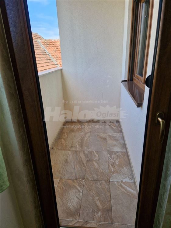 Lux stan izdavanje — 3