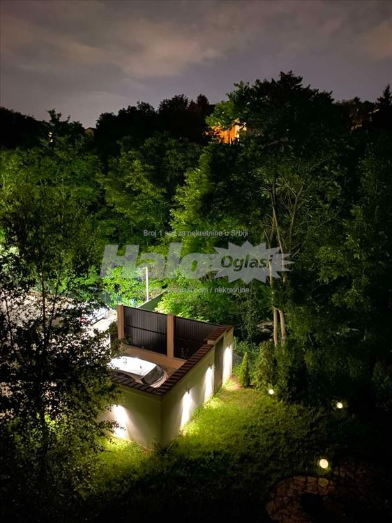 Lux stan na Banjici sa dvorištem — 12