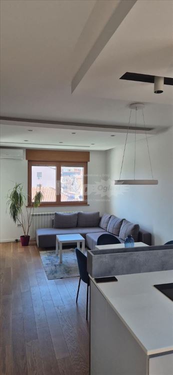 Lux stan sa garažom u blizini Autokomande — 2