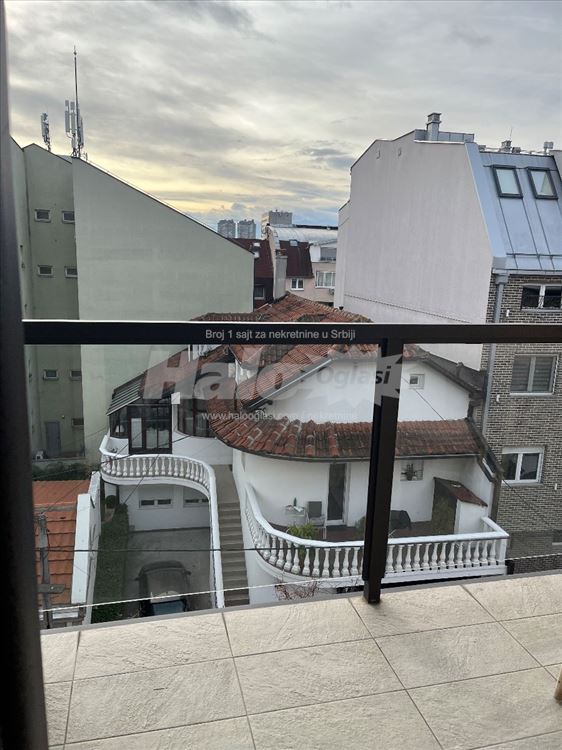 Lux stan sa garaznim mestom — 12