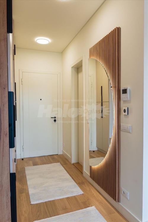 Lux stan sa mogućnošću korišćenja garažnog mesta — 4