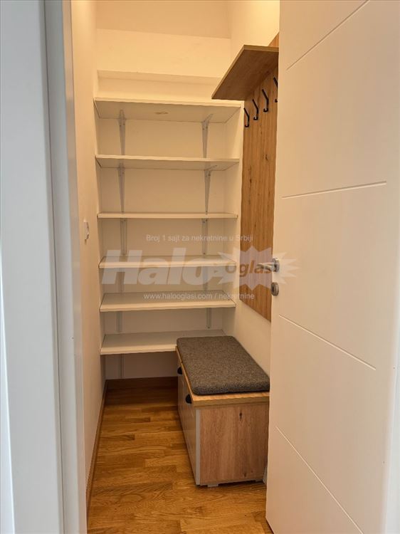 Lux stan, trosoban Banjica, namešten — 6