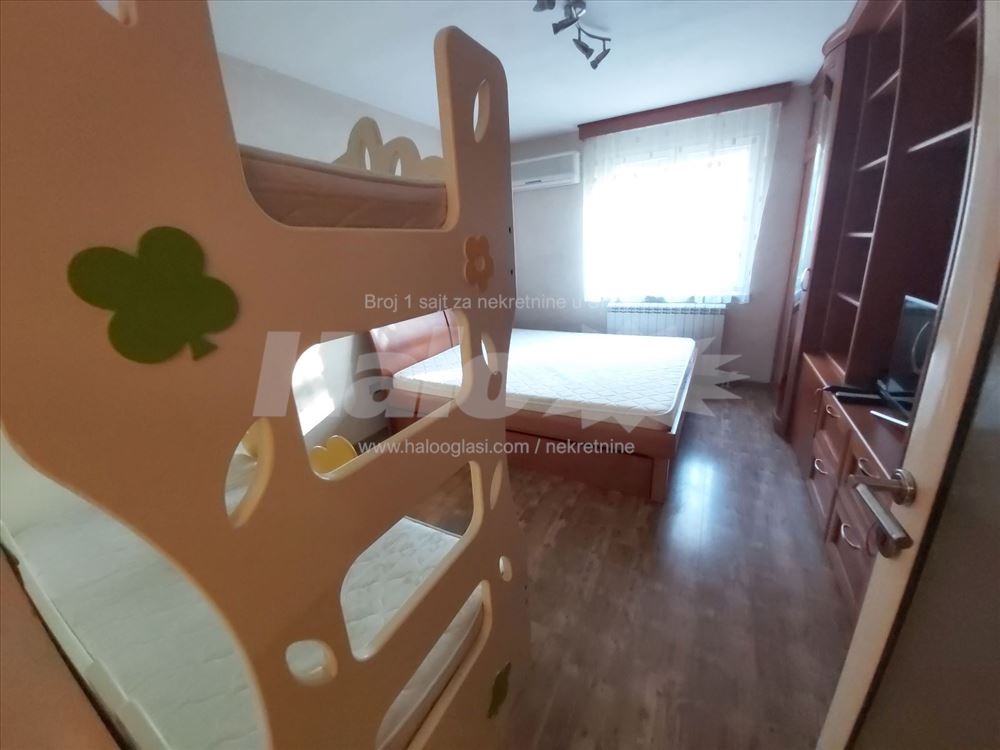 Lux stan u Zemunu, teretana, garaza, izdavanje — 6