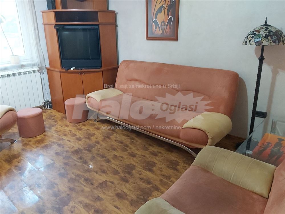 Lux stan u Zemunu, teretana, garaza, izdavanje — 14