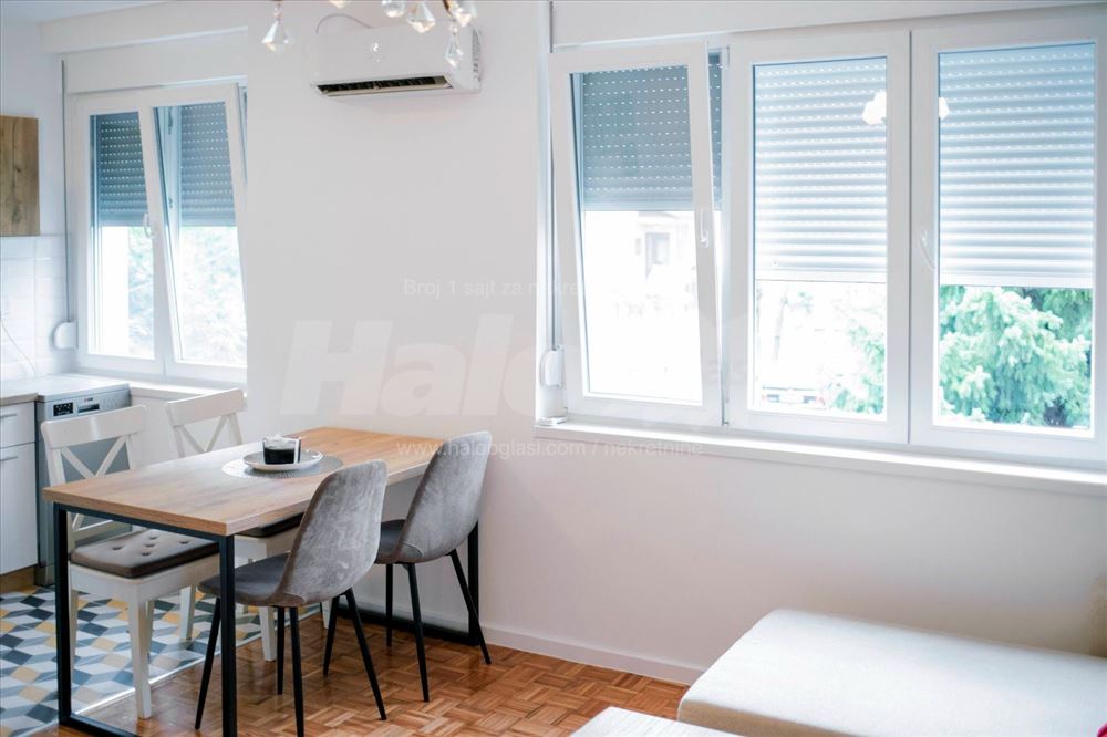 Lux stan Zemun Gornji grad — 11