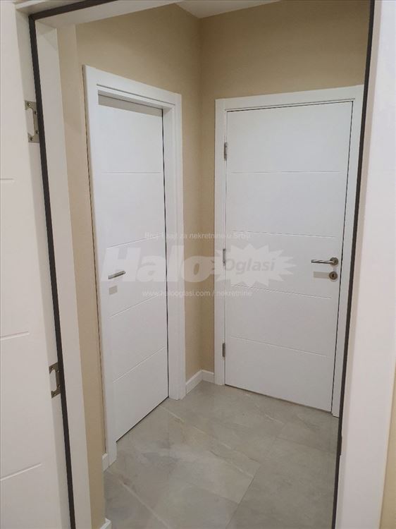 Lux stan/poslov.prostor na odličnoj lokaciji,70m2 — 5