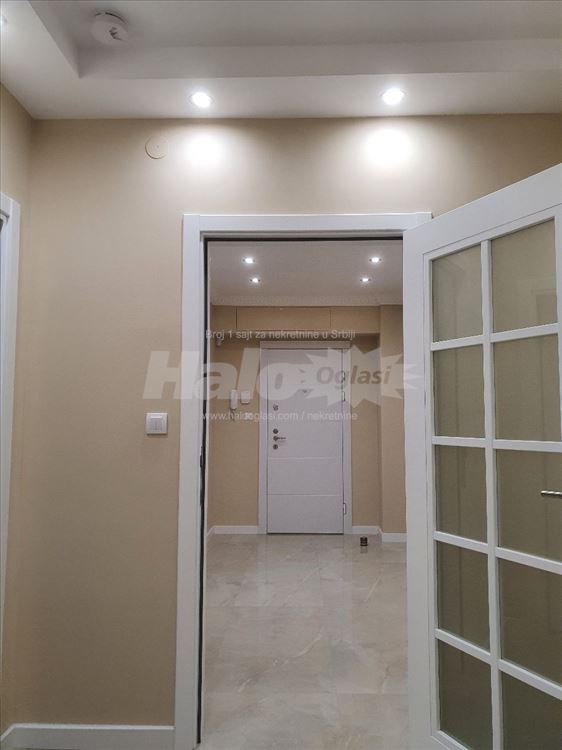 Lux stan/poslov.prostor na odličnoj lokaciji,70m2 — 11