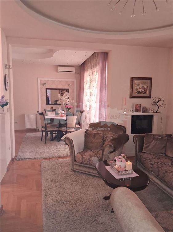 Lux stan,Zemun-Gornji Grad (retko) — 4