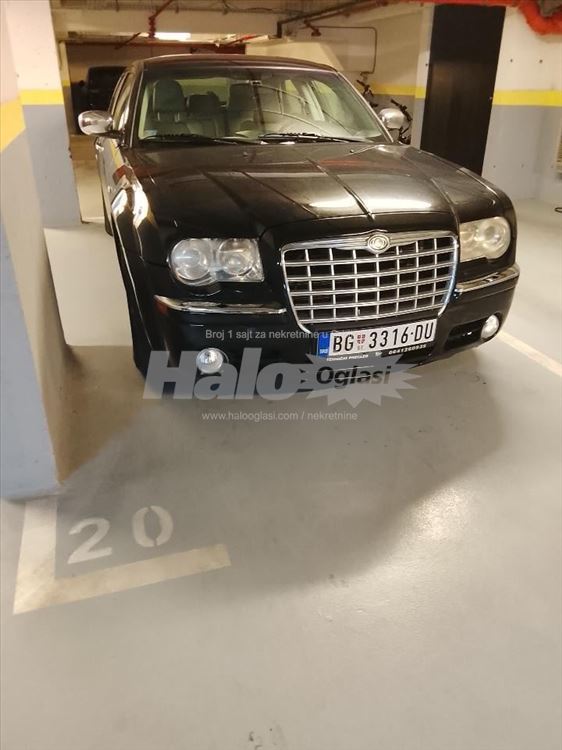 Lux trosoban sa garazom-fiksna cena bez provizije — 11