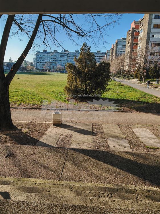 Lux trosoban stan u bloku 29 — 6