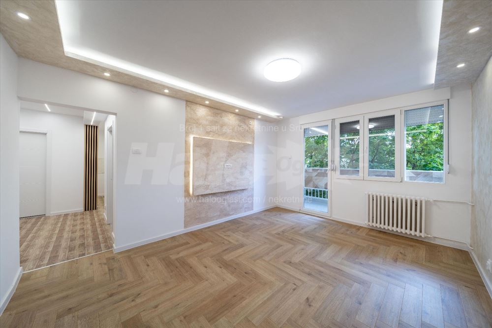 LUX, uknjižen, odmah useljiv, 2 spavaće sobe — 11
