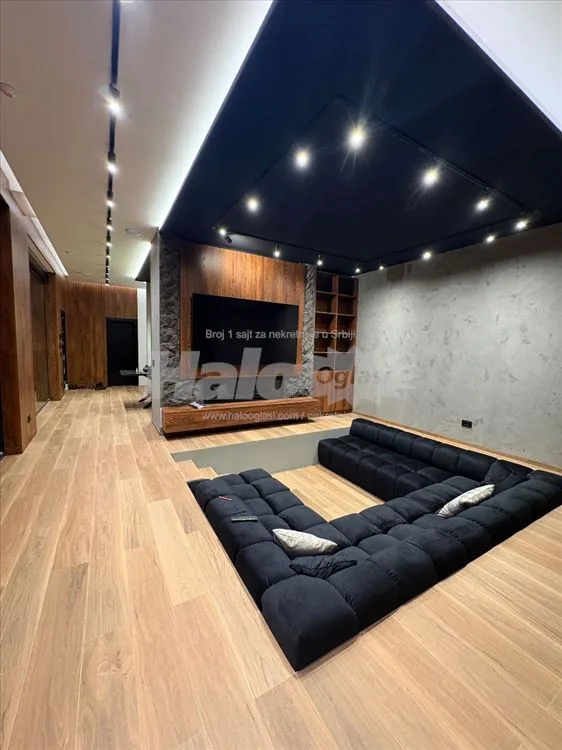 Lux vila sa bazenom i teretanom — 3