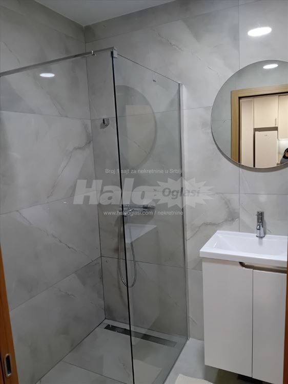 Lux, Zemun, Plavi horizonti, 2.0 stan — 9