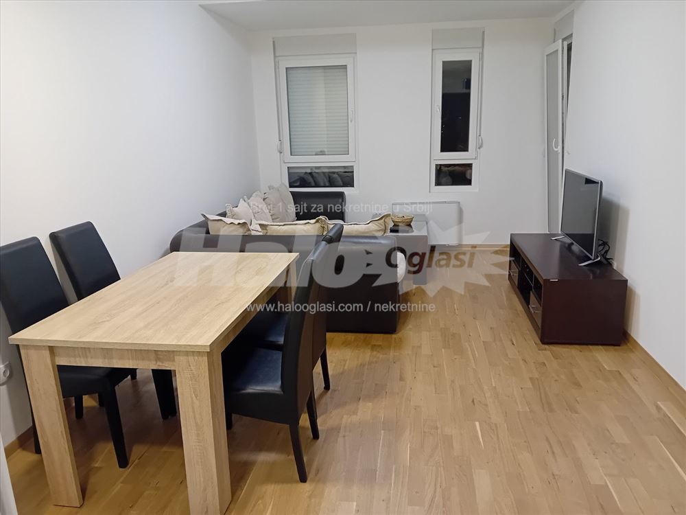 Lux, Zemun, Plavi horizonti, 2.0 stan — 15