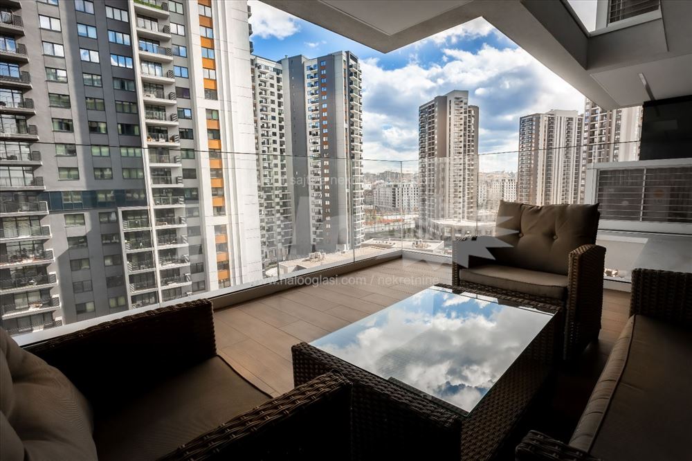 Luxury BW TERRACES, pool, gym, garage — 9
