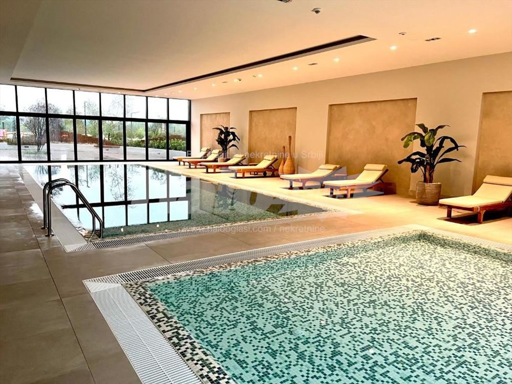Luxury BW TERRACES, pool, gym, garage — 12