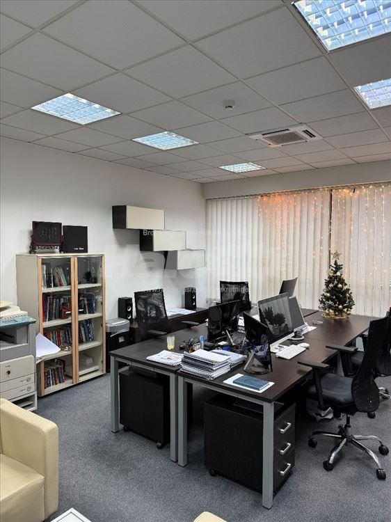 M Business center, poslovni prostor 143m — 4