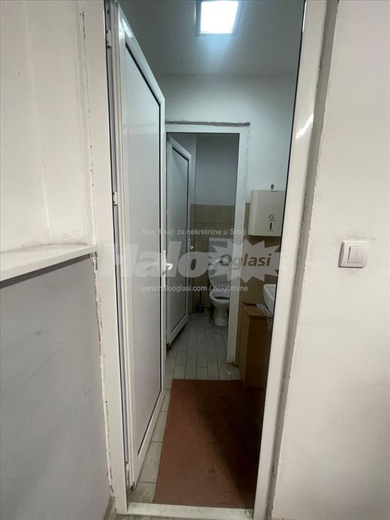 Magacin - Hala 650 m2 i 1250 m2 — 5
