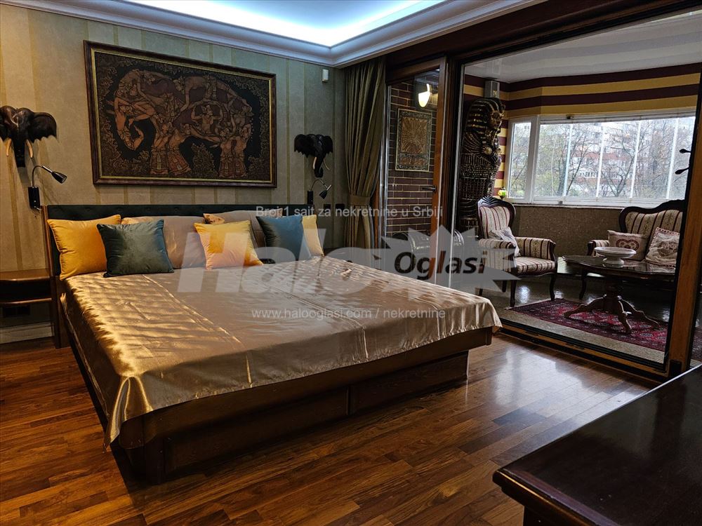 Mahagoni Flat — 4