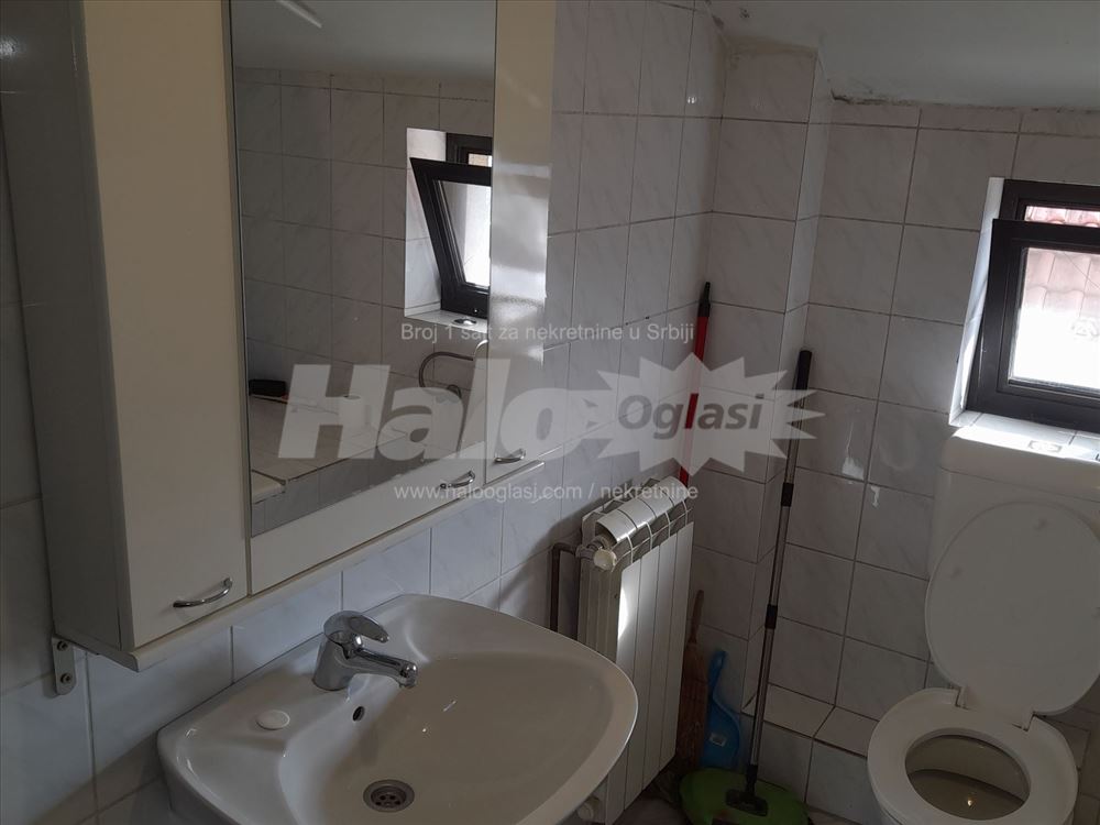Mali mokri lug 45 m2 plus terasa 12m2 — 12