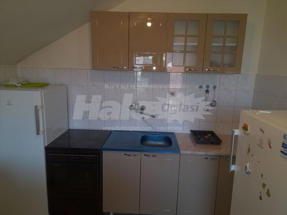 Mali mokri lug,bliže Konjarniku,60 m2 — 12