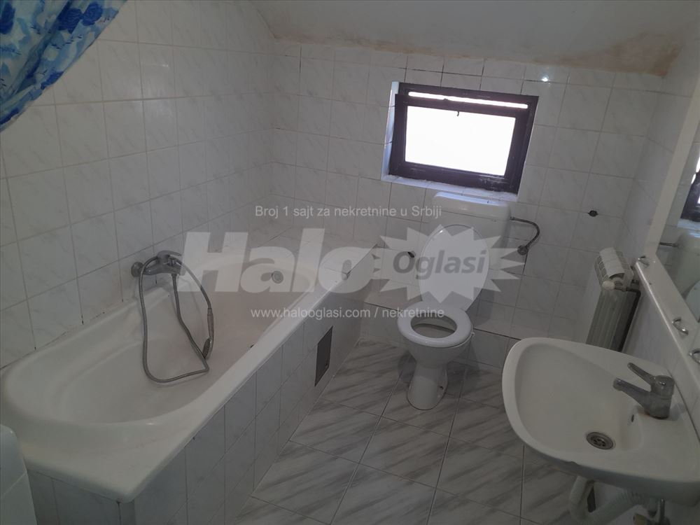 Mali mokri lug,bliže Konjarniku,60 m2 — 15