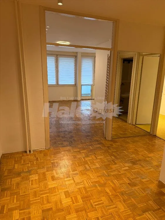 Medaković 3, Borivoja Stevanovića, 87m2 — 2