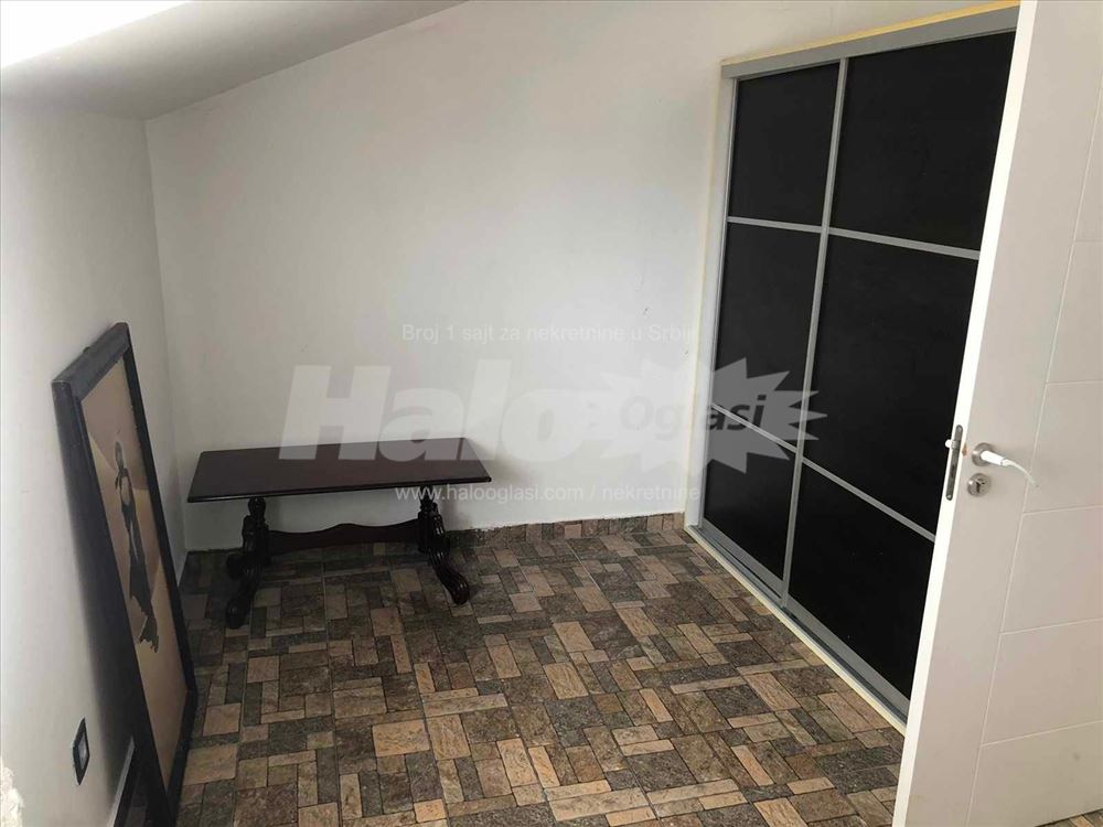 Medaković, Padina, izdajem namešten stan 70m2 — 4