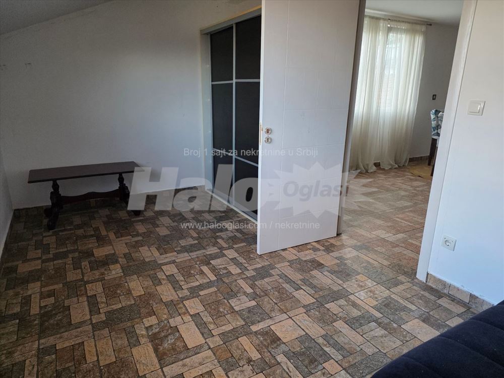 Medaković, Padina, izdajem namešten stan 70m2 — 5