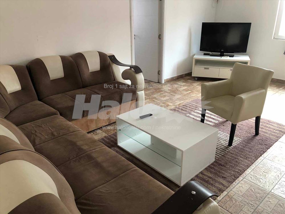 Medaković, Padina, izdajem namešten stan 70m2 — 8