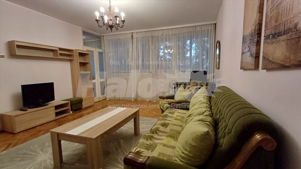 Medaković 2 namešten,2.0,50m2,CG,klima,1/5,terasa, — 2