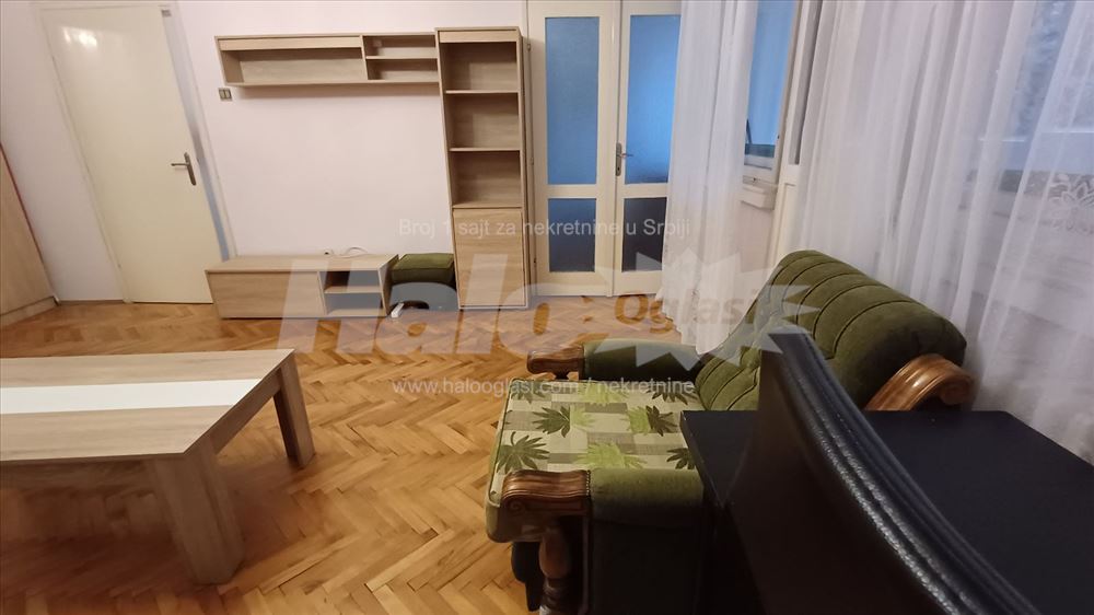 Medaković 2 namešten,2.0,50m2,CG,klima,1/5,terasa, — 4