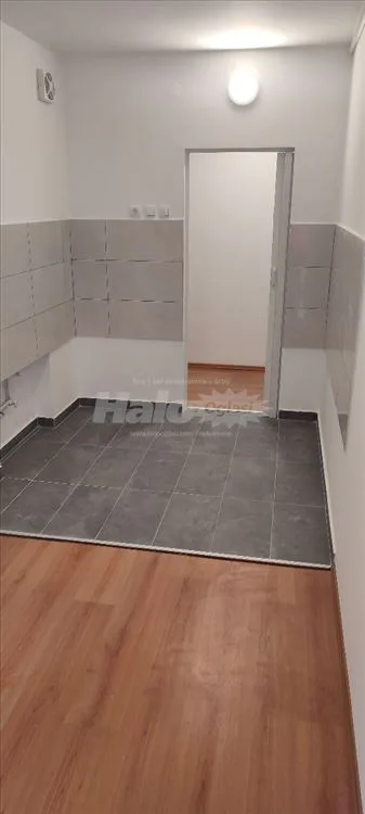 Miljakovac 1,Stan 64m2 renoviran — 2