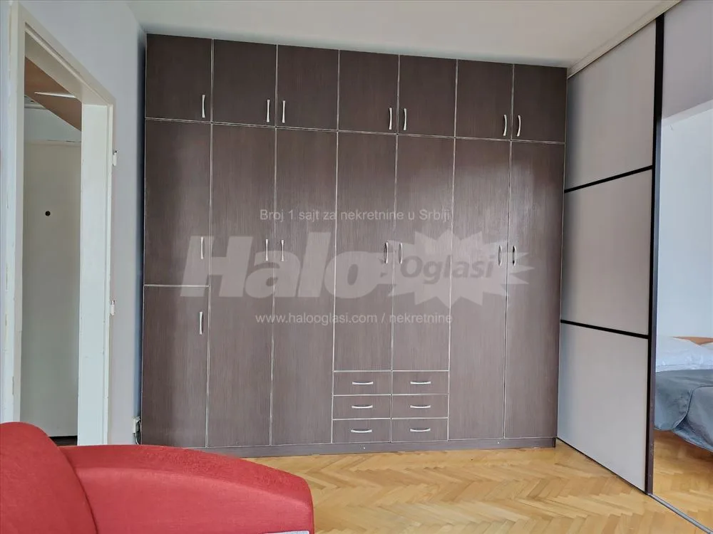 MIljakovac I , renoviran stan 34m2 — 5