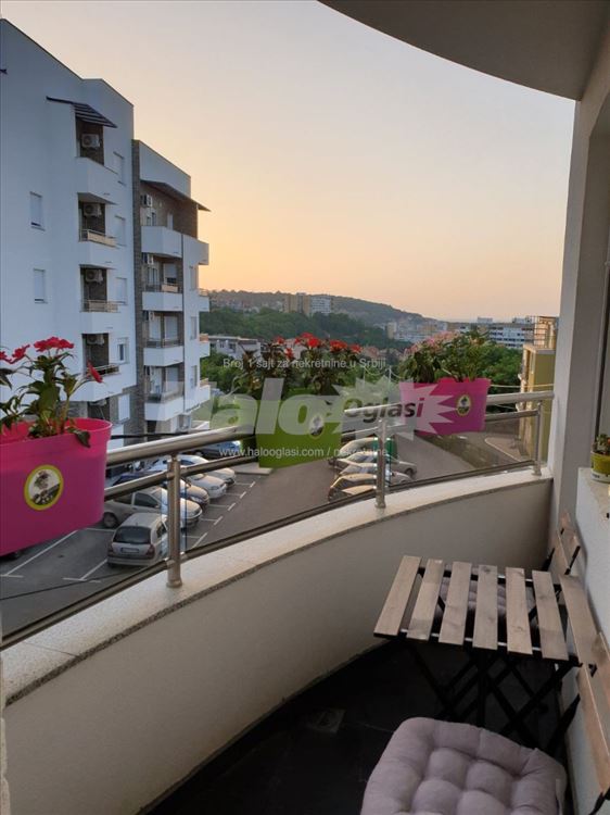 Mirijevo 50m2 namešten 2.5 terasa parking — 3