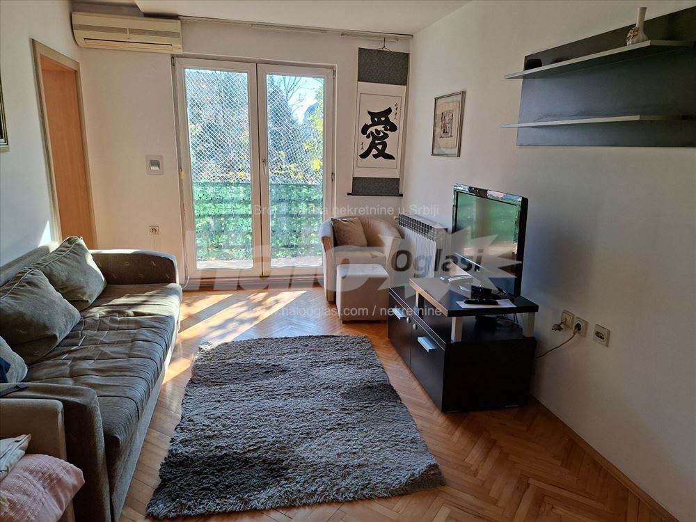 Mirijevo, odlična lokacija, namešten 3.0 stan — 2