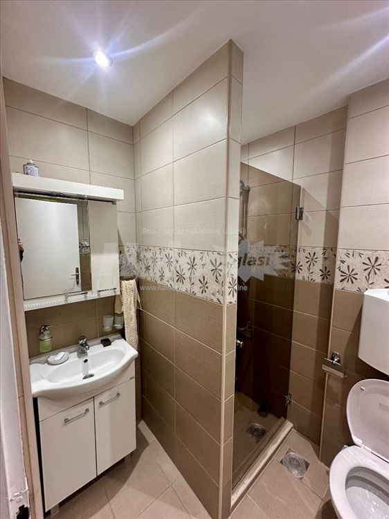 Mirijevski venac 42m2 Namešten — 3