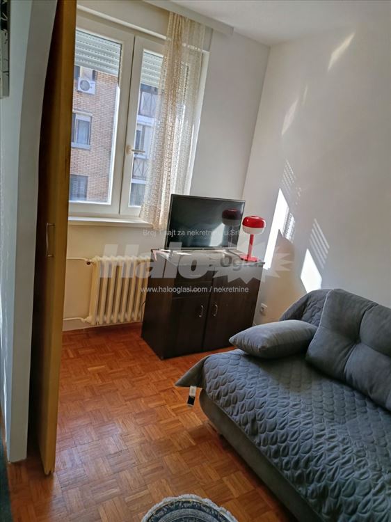 Mirjevo kod poste 1.0 — 4
