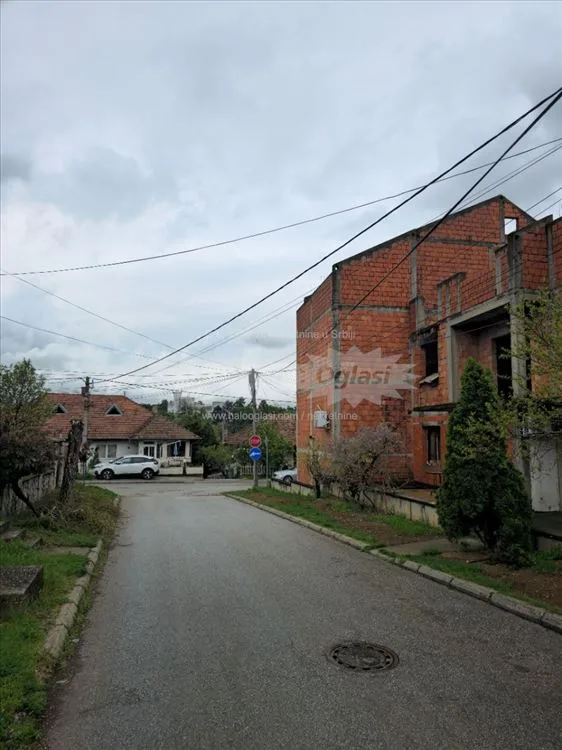 Mladenovac Crkvena 13 3,8ar Tozino voce — 4