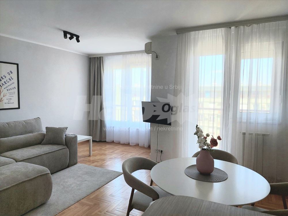 Moderan 2.0, kompletno namešten stan — 11
