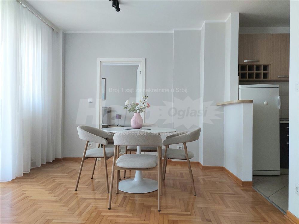 Moderan 2.0, kompletno namešten stan — 12