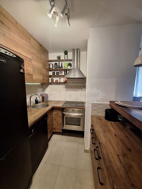 Moderan, 3,5 stan, 75m2, 2 kupatila, hotel Yu — 7