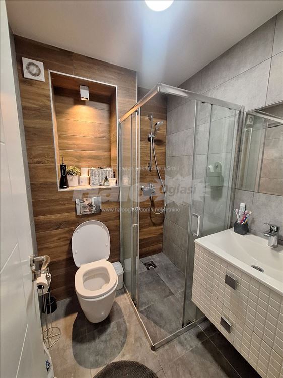 Moderan, 3,5 stan, 75m2, 2 kupatila, hotel Yu — 9
