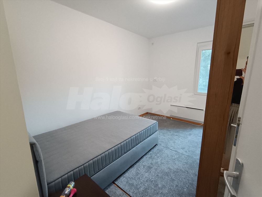 Moderan, kompletno renoviran stan 64m² sa 2 terase — 5